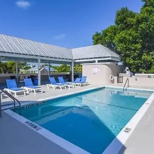 New Casa Caribe By Brightwild- Two-story Rooftop Pool Key West